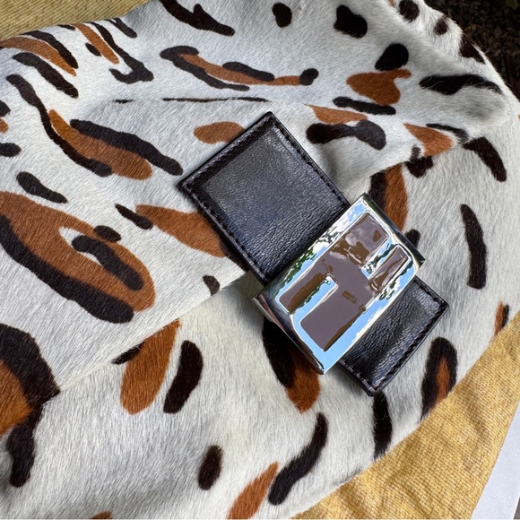Fendi Vintage Leopard Ponyhair Mama Baguette Shoulder Bag - Picture 3 of 16